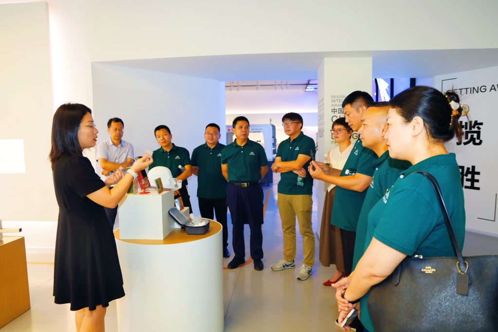 吉安商會走進廣東工業設計城，共探“細節致勝”與跨界融合新路徑